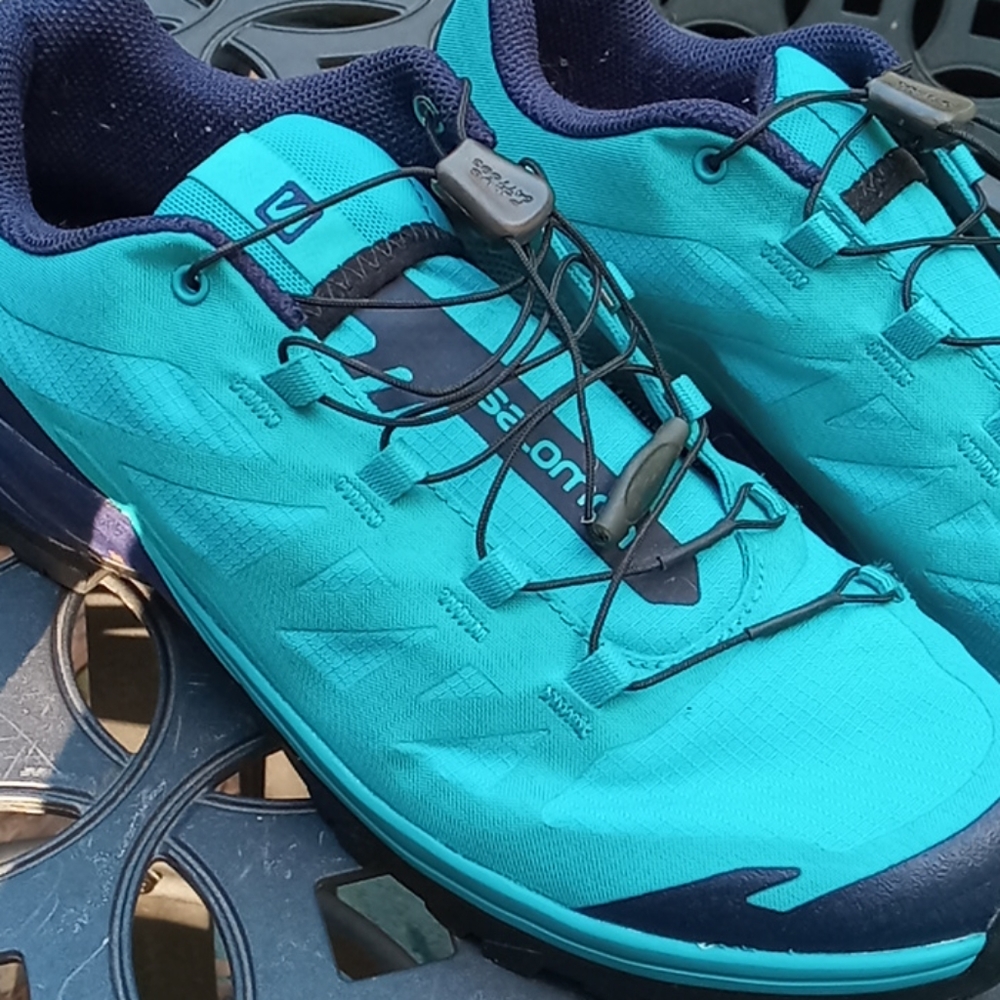 Salomon outpath sneakers